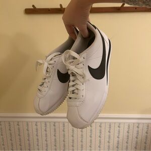 Nike Cortez Sneakers
